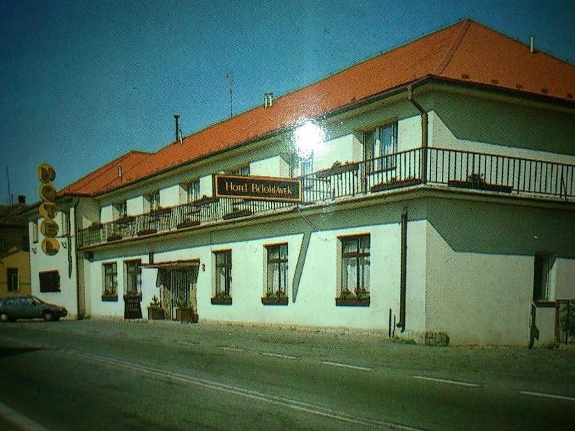Hotel Belohlavek Holoubkov Exterior foto